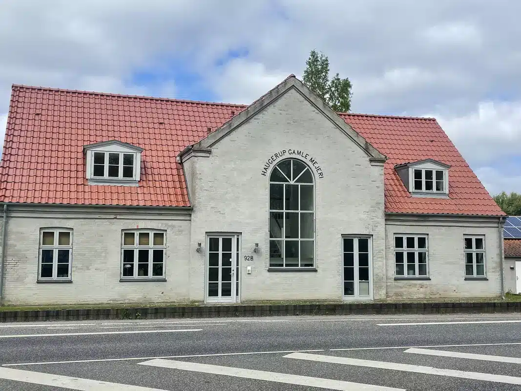 b16e8c211f9a0737015df83bf29655a7